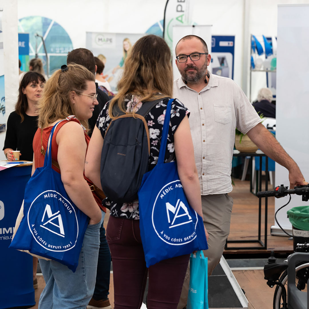 Salon d'exposition Medic Adour